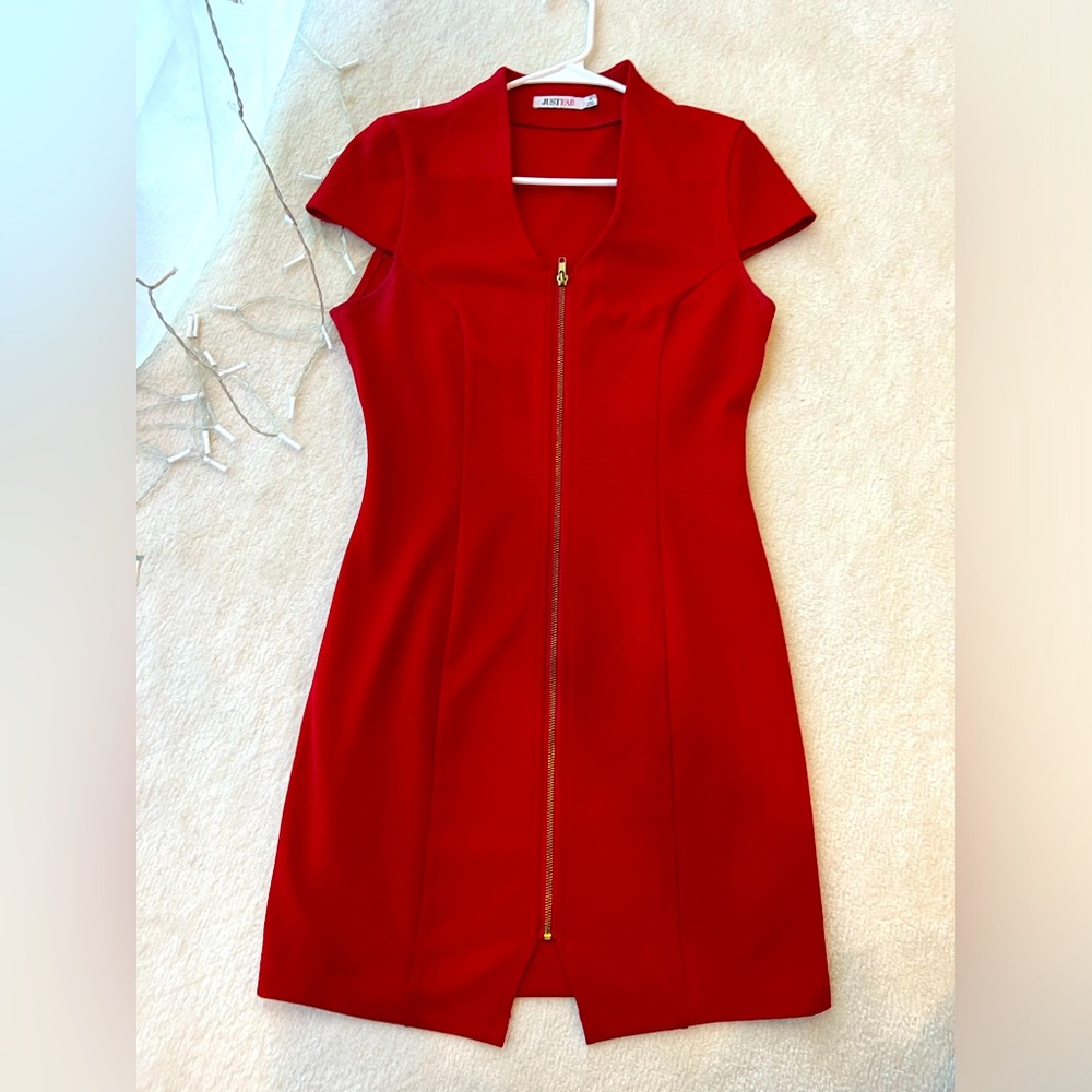 JustFab Red Bodyshaped Bodycon Zipper Cocktail Mini Dress with Short Sleeves